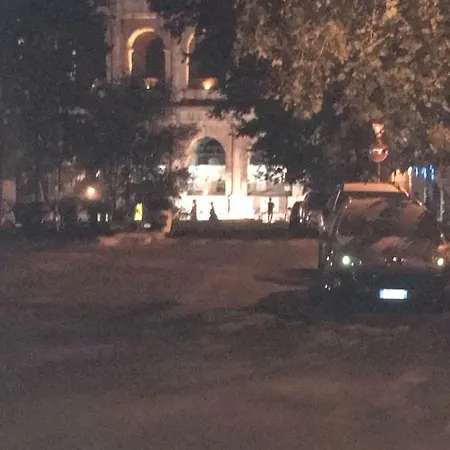 Casa Colosseo Whole Da Pamino & Priscilla בית נופש רומא